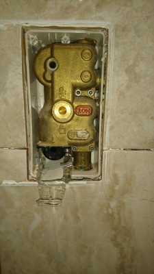 Leaky valve