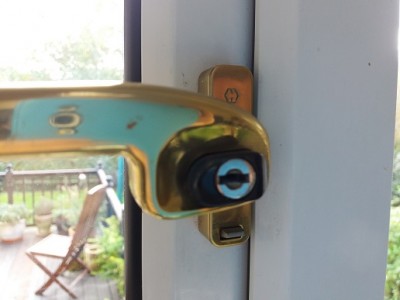 window handle 2a.jpg