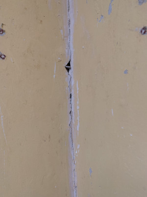 Corner crack example