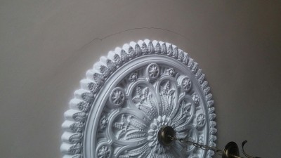 ceilingrose2.jpg