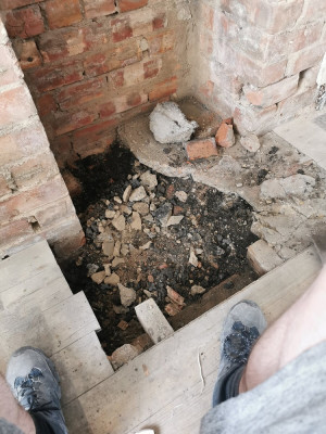 Living room hearth before removal