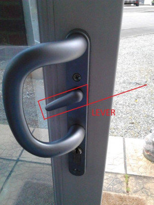 door_lever.jpg